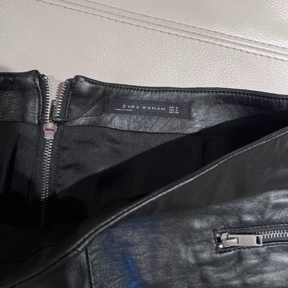 NWT - Zara - Black 100% Lambskin Leather Mini Skirt with Zipper Details - Medium - Picture 8 of 10